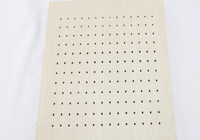 輕質吸音闆600×600的矽酸鈣闆吸音闆介紹