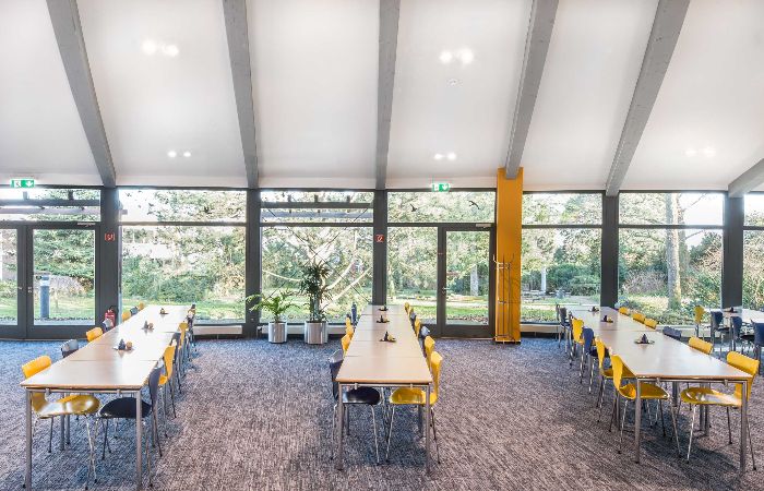 聚晶微粒砂吸聲闆爲圖書館閱覽室營造專注的閱讀環境