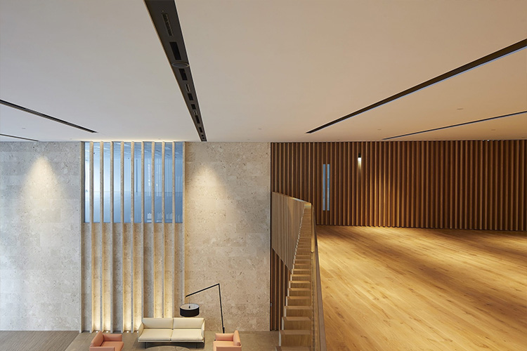 無縫(fèng)吸聲微粒系統：酒店大堂的靜谧守護(hù)者