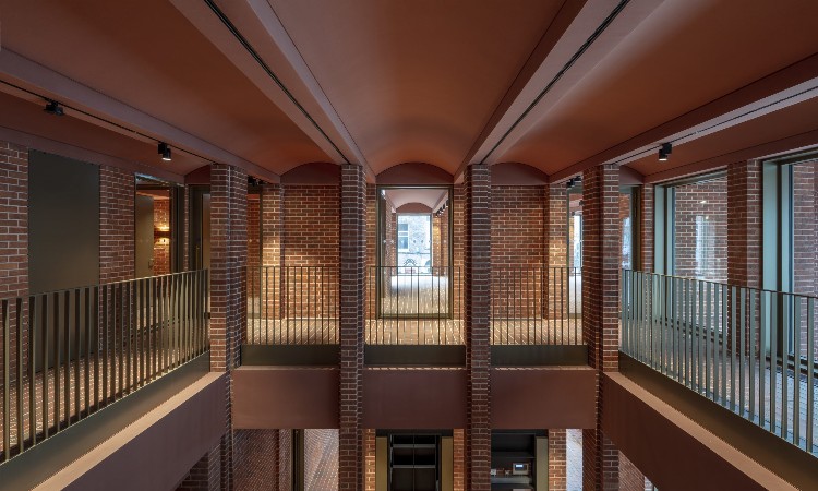 解鎖微孔砂岩吸聲闆的多重優勢